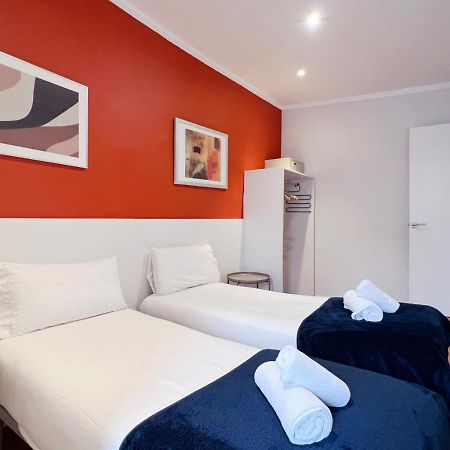 Stay U-Nique Apartments Travessera برشلونة المظهر الخارجي الصورة