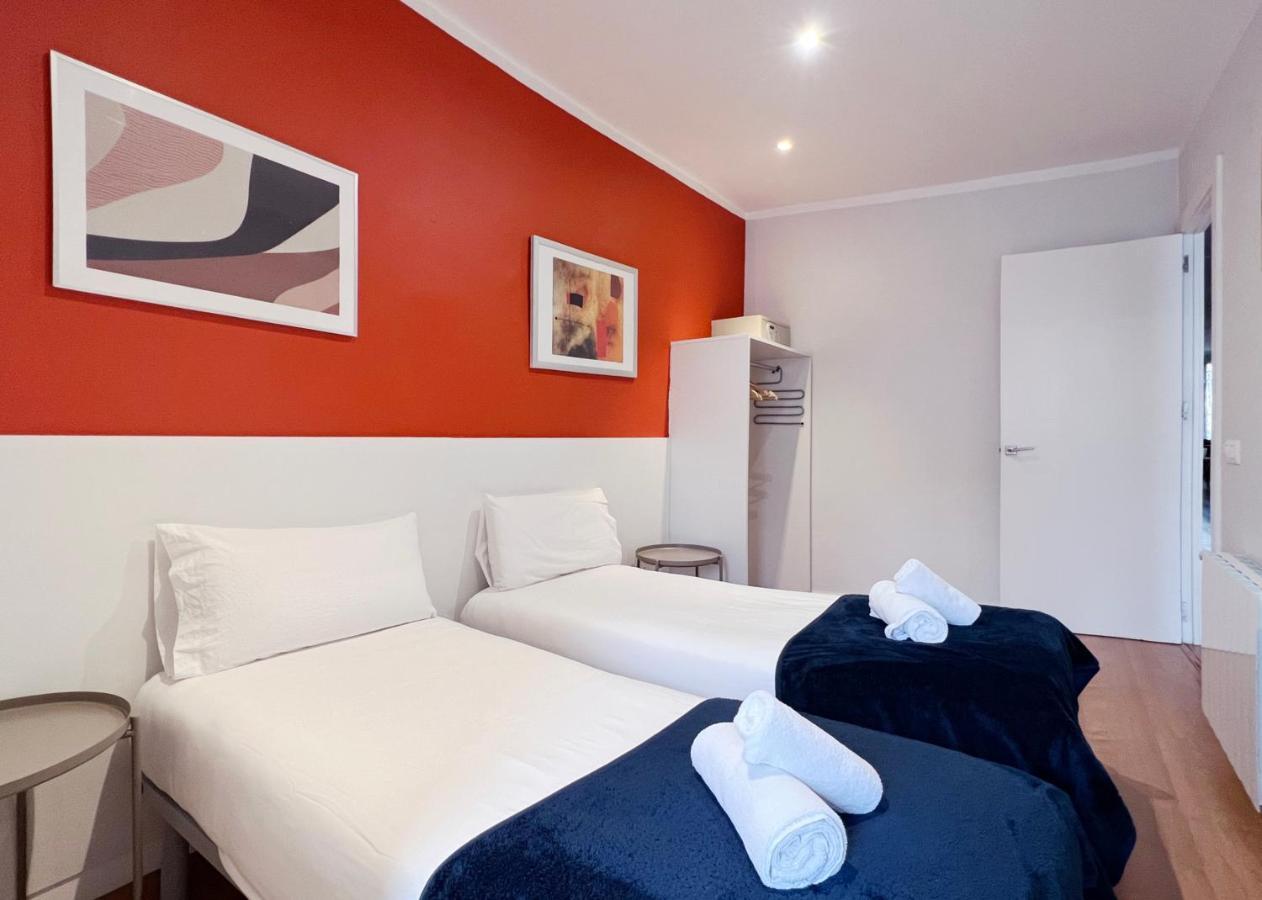 Stay U-Nique Apartments Travessera برشلونة المظهر الخارجي الصورة